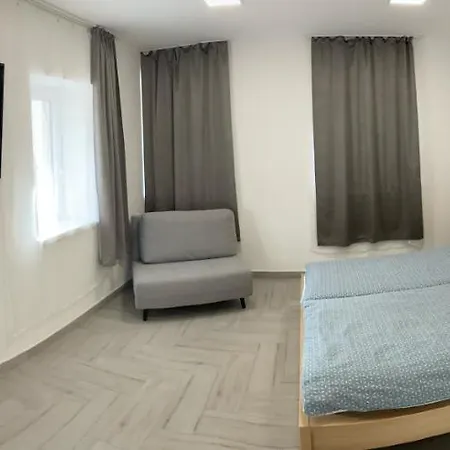 아파트 Sulyom Panzio Tiszafüred