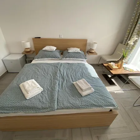 Sulyom Panzio * Tiszafüred