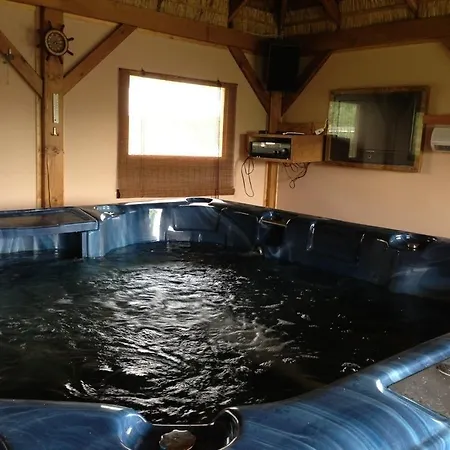 아파트 Sulyom Panzio