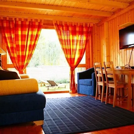 아파트 Sulyom Panzio *